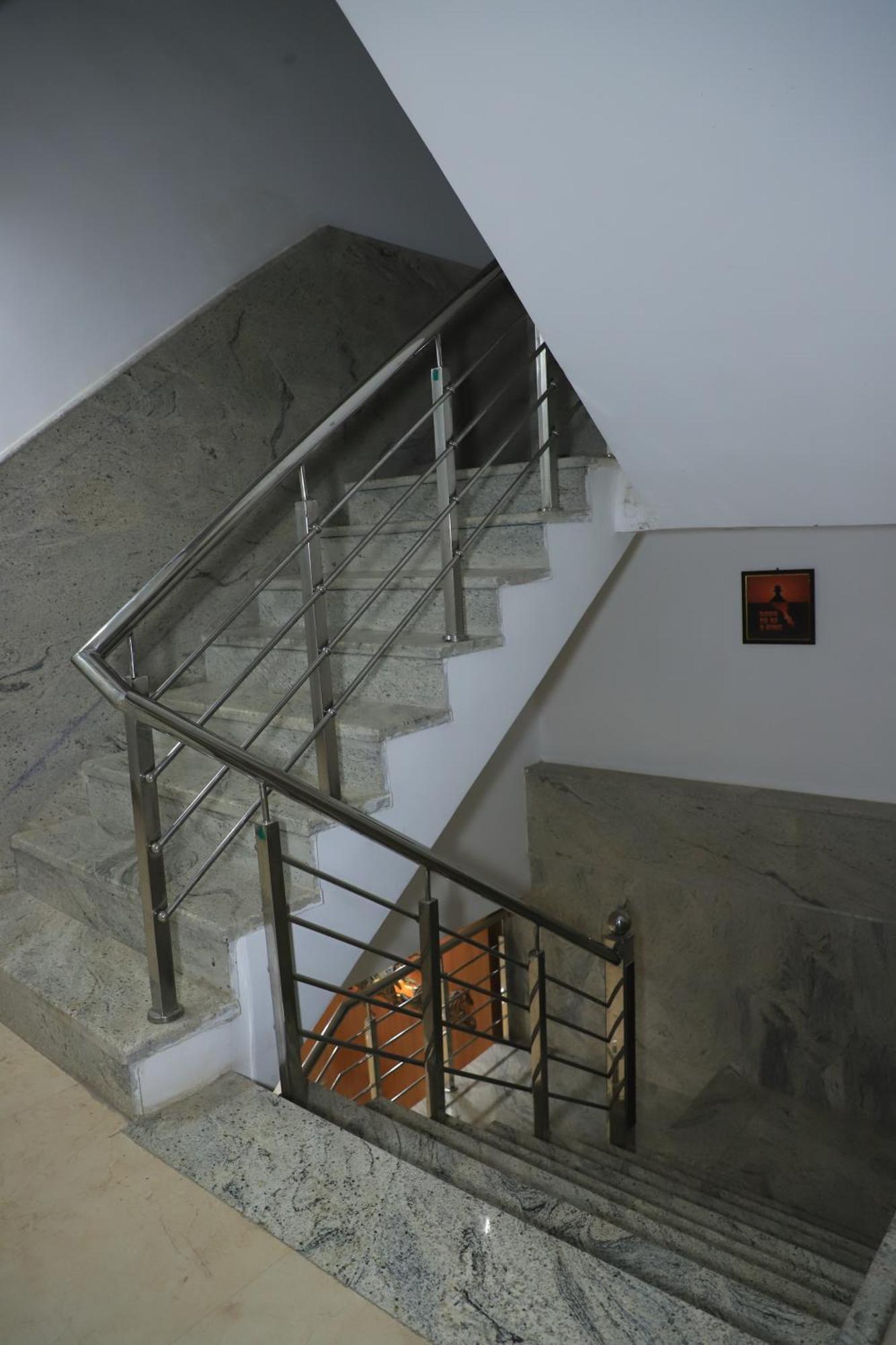 Hotel Moon Residency Near Yashobhoomi Convention Centre New Delhi