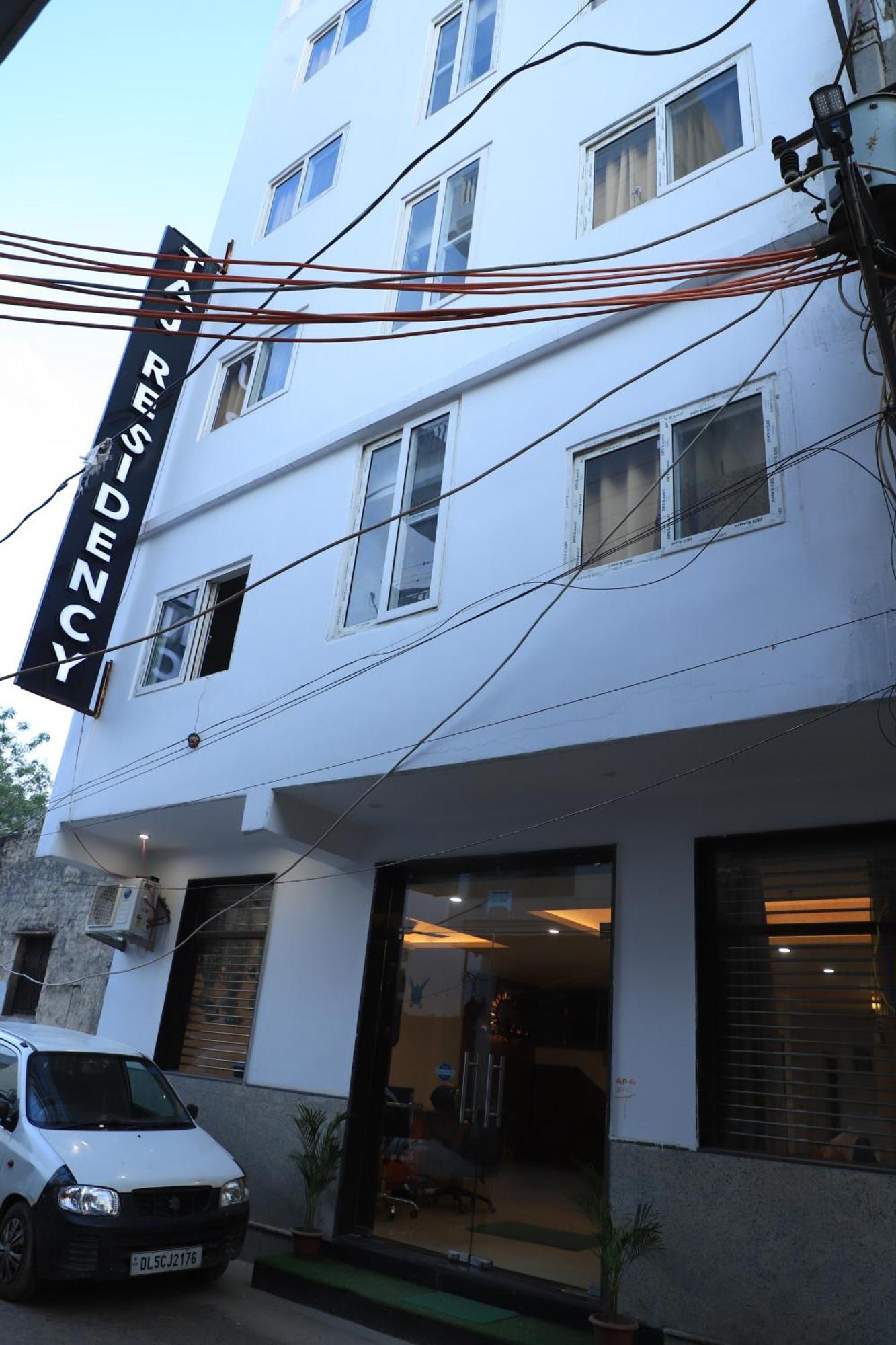 Moon Residency Near Yashobhoomi Convention Centre Hotel New Delhi