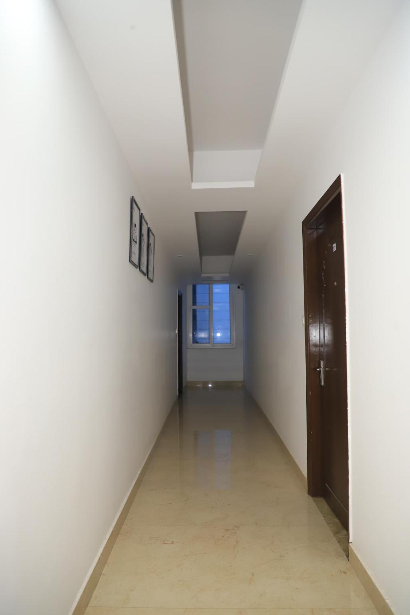 Moon Residency Near Yashobhoomi Convention Centre New Delhi